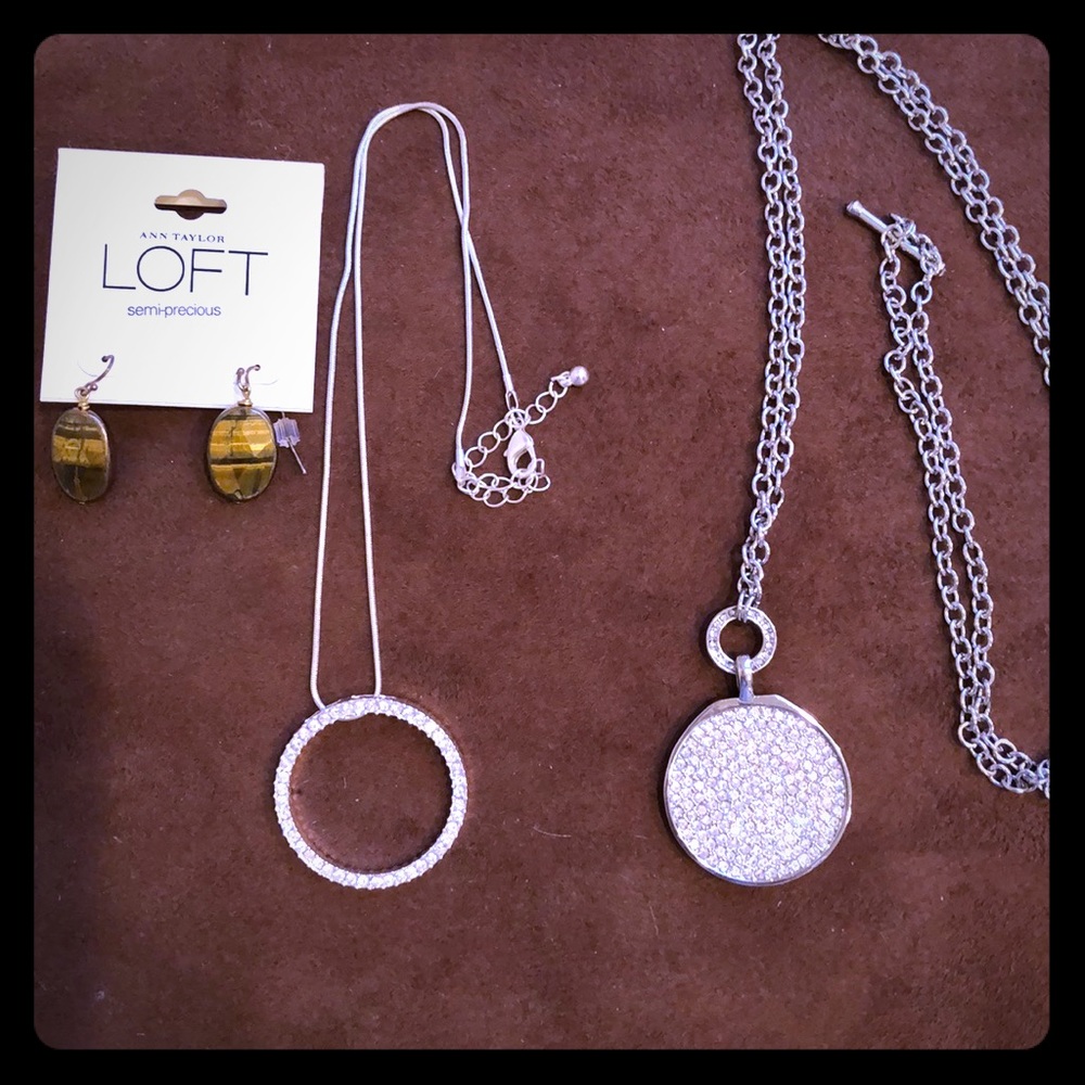 Chic group of necklaces and set of earrings!